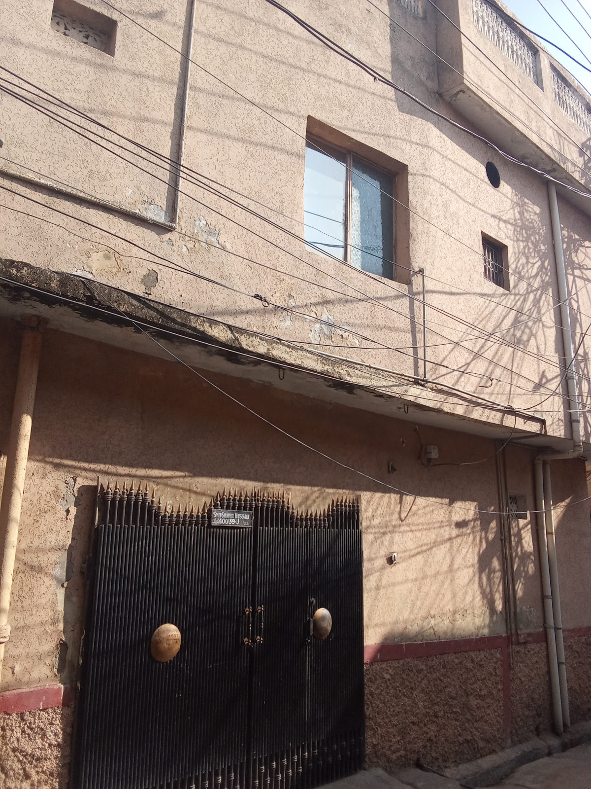 4 Marla corner house, Peshawer Rd