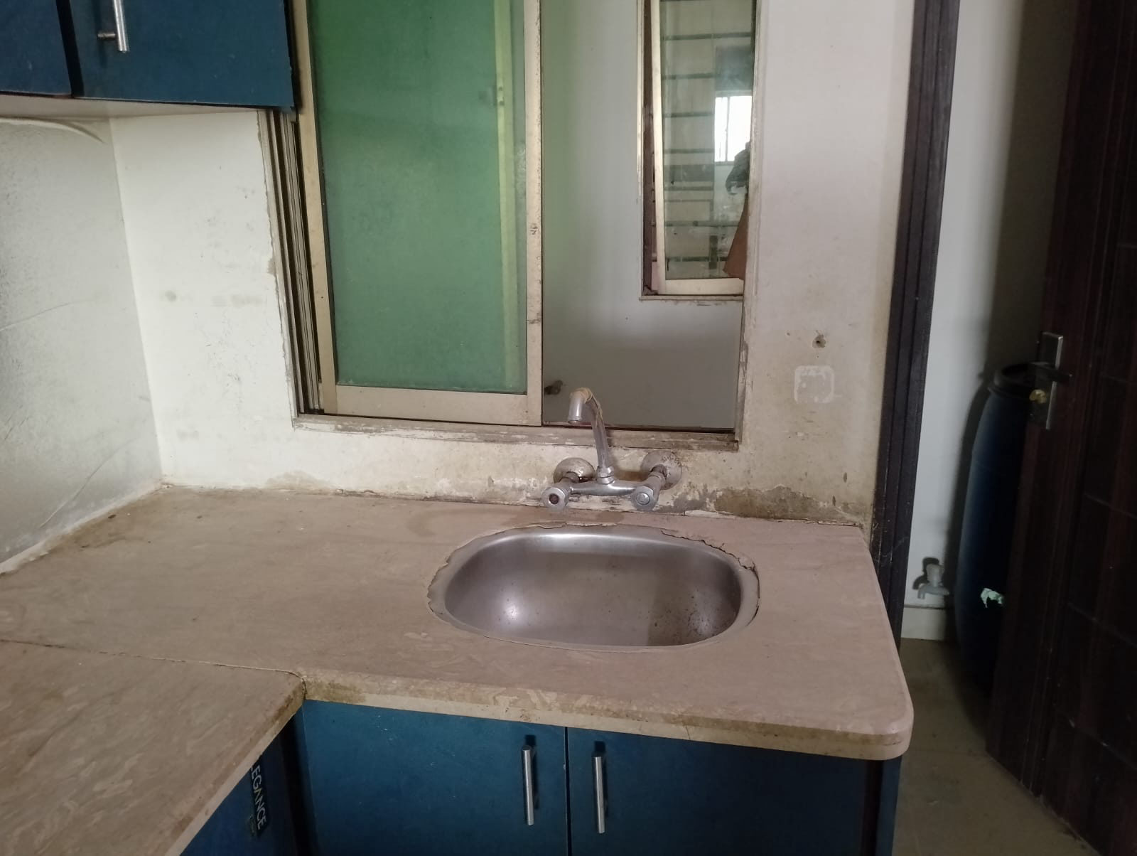 1300 Sq. Ft. Apartment for Rent in Scheme 33 Near Safoora Chowrangi – 3 Bedrooms | Lift & Parking
